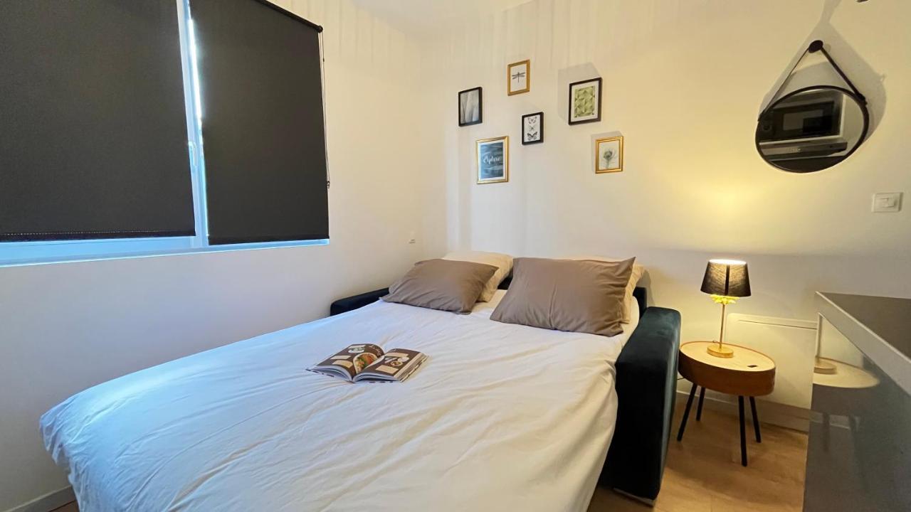 Jungle Boogie Apartment Calais Bagian luar foto