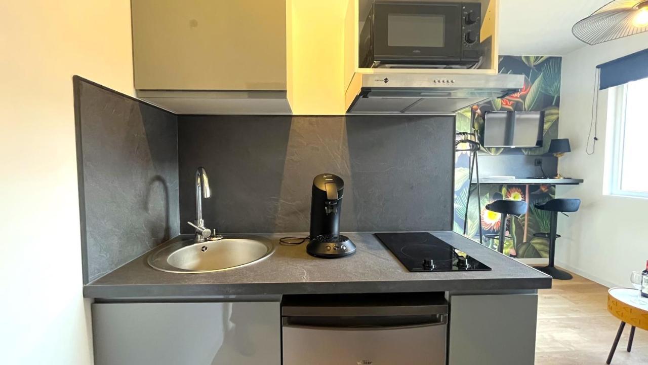 Jungle Boogie Apartment Calais Bagian luar foto