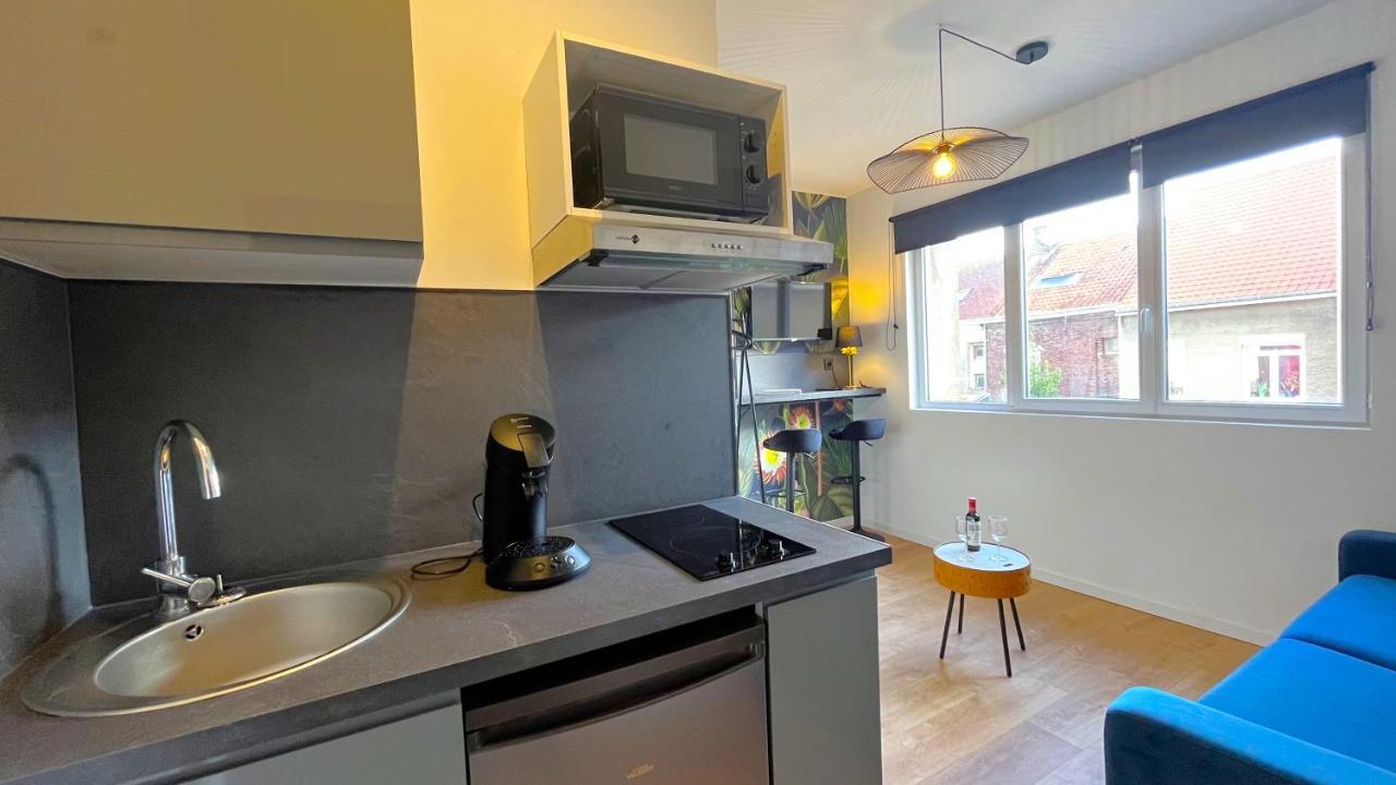 Jungle Boogie Apartment Calais Bagian luar foto